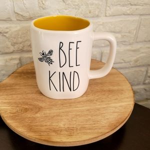 Rae Dunn Bee Kind